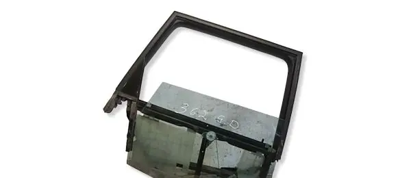 Audi A4 S4 B5 8D Rear door manual window regulator 8D0839400A