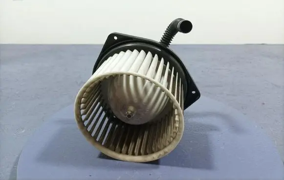 Suzuki Grand Vitara II Heater fan/blower CSA431D011