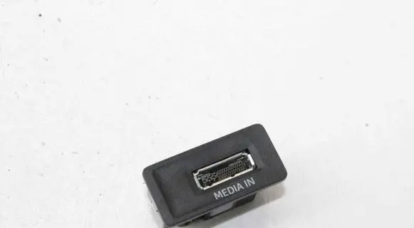 Seat Leon (5F) USB socket connector 5F0035222C