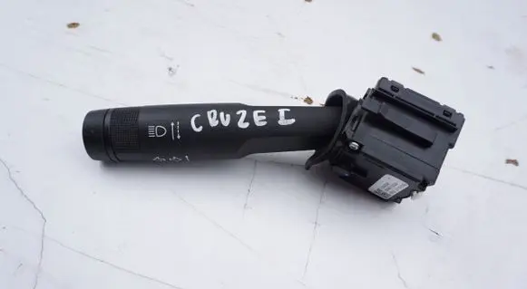 Chevrolet Cruze Wiper control stalk