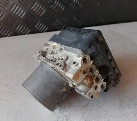 Mazda 6 ABS Pump GDK4437A0 1338006980 K0089