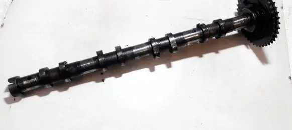 Ford Mondeo Mk III Camshaft xs7q6b292ae