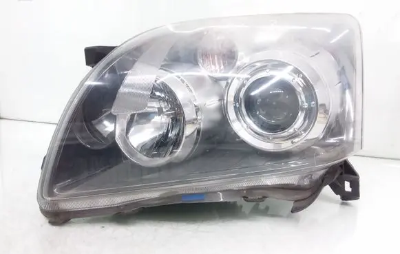 Toyota Avensis T250 Headlight/headlamp 8596724011 3900078496
