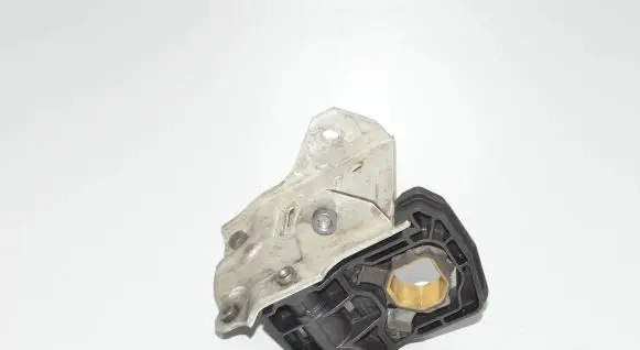 BMW 5 F10 F11 Radiator mount bracket 7186513 7575247