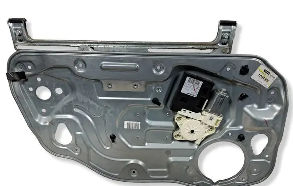 Volvo S40 Front door window regulator motor 30737675 992751108 5WK11431K
