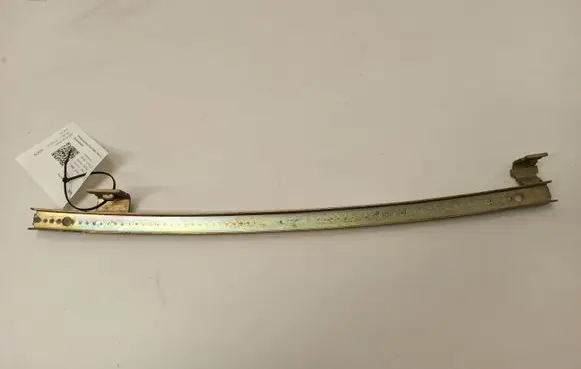 Mercedes-Benz 250 280 C CE W114 Front door windshield rail 