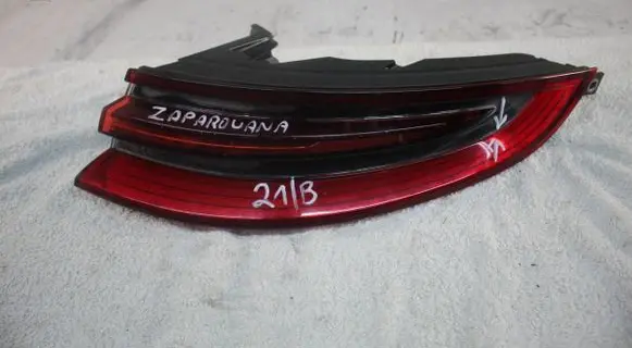 Porsche Panamera (971) Rear/tail lights 971945092B L971076 20770201