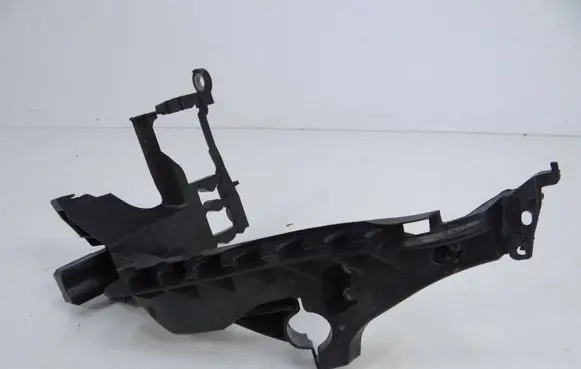 Audi A4 S4 B8 8K Headlight/headlamp mounting bracket 8K0805607B