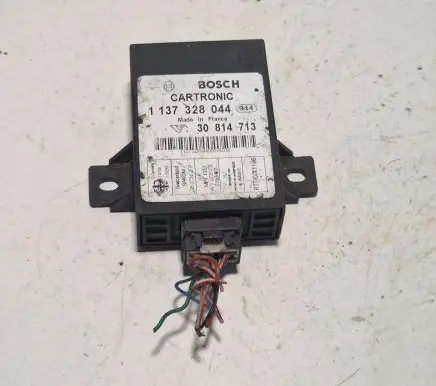 Volvo S40, V40 Other relay 30814713 1137328044