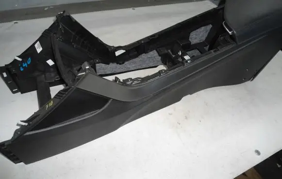 Hyundai i40 Center console