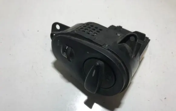 Ford Focus Light switch 98ag13a024hg 98ag-13a024-hg