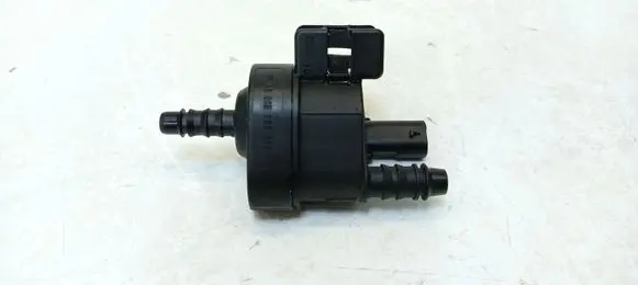 Audi TT TTS RS Mk3 8S Vacuum valve 06H906517T