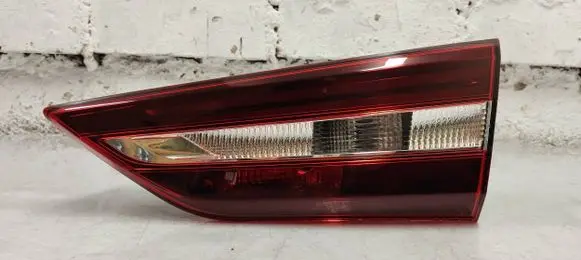 Opel Grandland X Tailgate rear/tail lights Yp00016480 Yp00016280