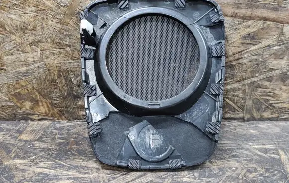Dash center speaker trim cover