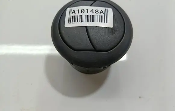 Iveco Daily 30.8 - 9 Dash center air vent grill