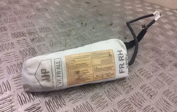 Hyundai i40 Seat airbag 0499P1000021