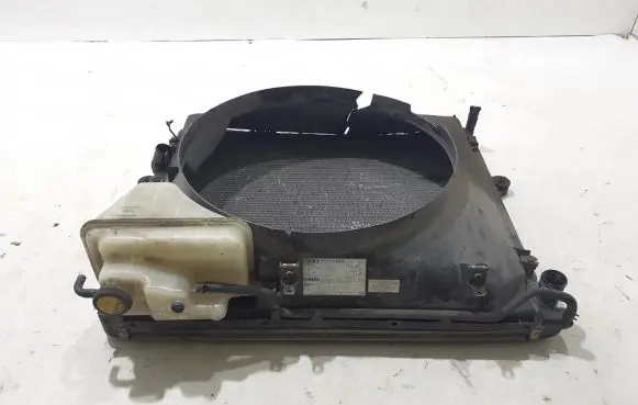 Toyota Land Cruiser (J120) Coolant radiator 1640030141