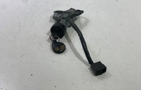 Subaru Legacy Ignition lock