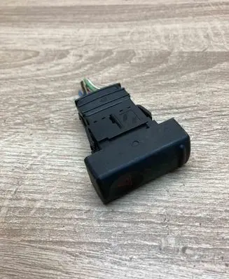 Renault Trafic II (X83) Hazard light switch WithPlug