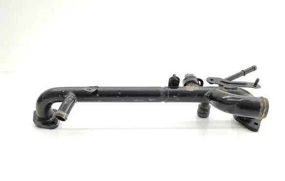 Volkswagen Touareg I Engine coolant pipe/hose 077121071BP
