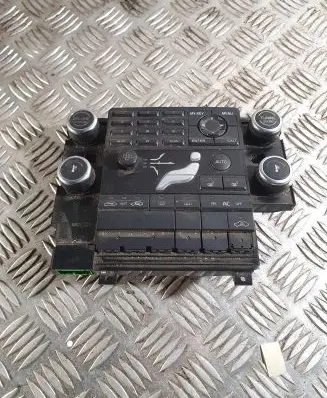 Volvo V70 Climate control unit 30774372