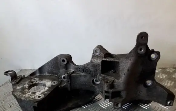 Generator/alternator bracket