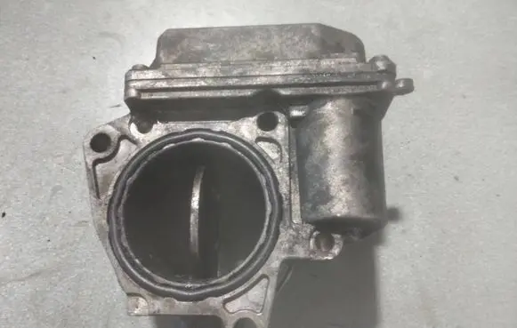 Skoda Octavia Mk2 (1Z) Throttle valve 03G128063C
