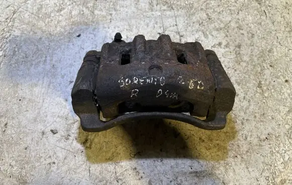 KIA Sorento Front brake caliper