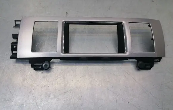 Jaguar XF Panel trim 8X23045034B
