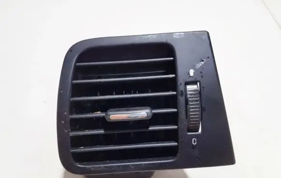 Subaru Legacy Dash center air vent grill