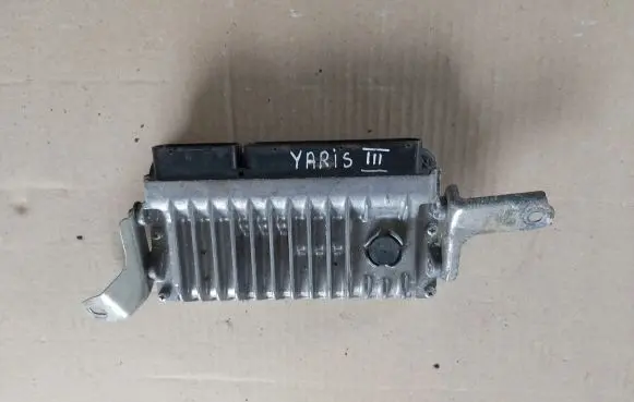 Toyota Yaris Other control units/modules 89661-0DK90