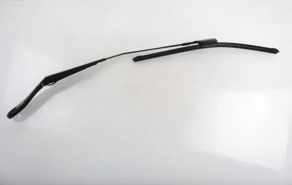 Volvo V60 Front wiper blade arm 30753505