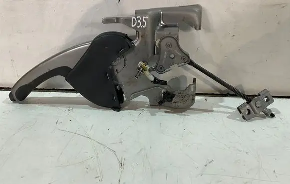 Handbrake/parking brake lever assembly