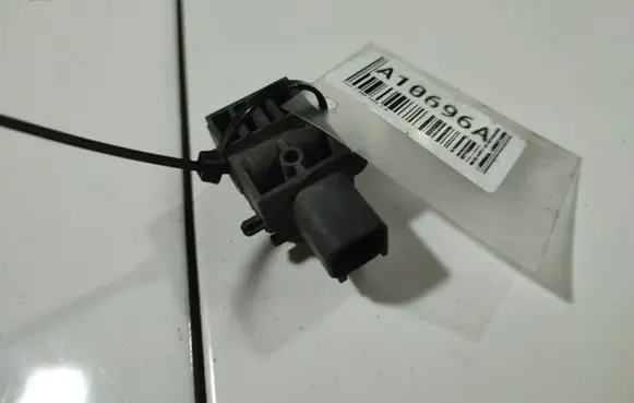 Ford Focus C-MAX Airbag deployment crash/impact sensor