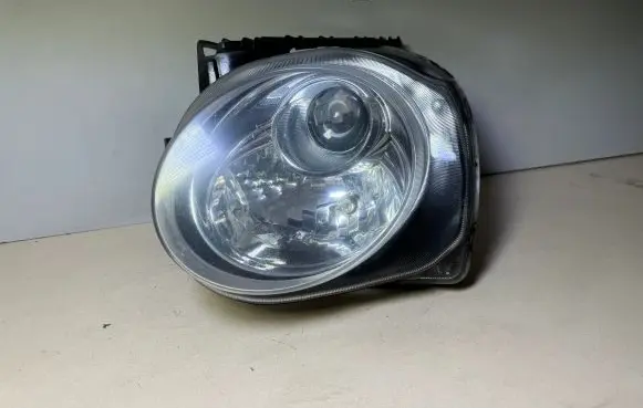 Nissan Juke I F15 Headlight/headlamp 26060BV90A 89908598