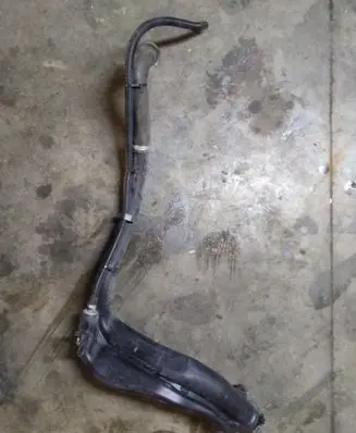 Opel Astra H Fuel tank filler neck pipe 13117467 0904858