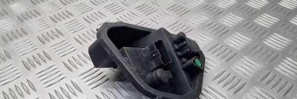 Renault Clio III Tail light bulb cover holder