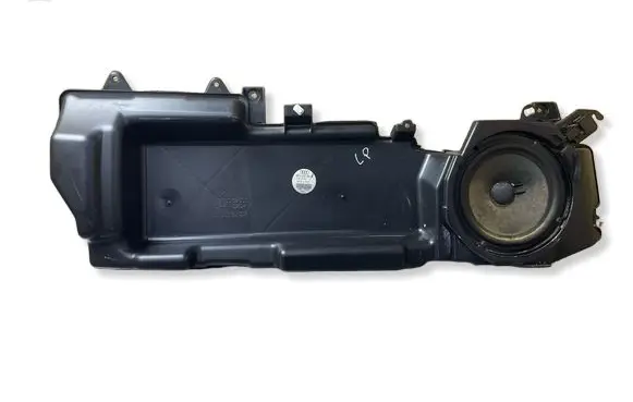Audi A6 S6 C6 4F Subwoofer speaker 3255012001 0166683056