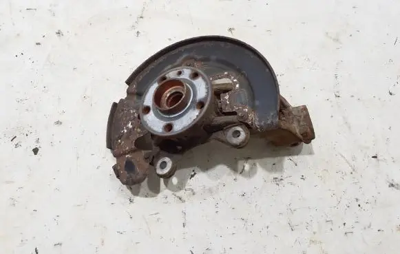 Volvo XC70 Front wheel hub 31451327