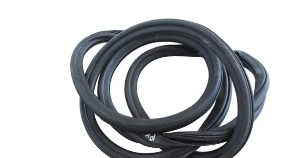 Mini One - Cooper F56 F55 Rubber seal front coupe door 8K9831721E
