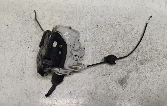Audi A4 S4 B7 8E 8H Front door lock