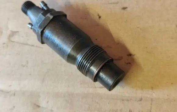 Jeep Grand Cherokee (WJ) Fuel injector KCA17S89