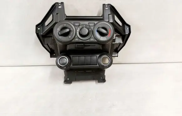 Suzuki Ignis Interior fan control switch 74400A62R0