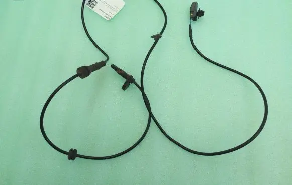 Nissan Pulsar Front ABS sensor wiring 479103DA0A