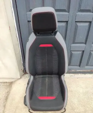 Opel Mokka B Front driver seat 9810486880