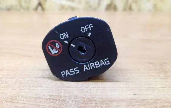 Volvo S80 Passenger airbag on/off switch 30795214 08239A0355
