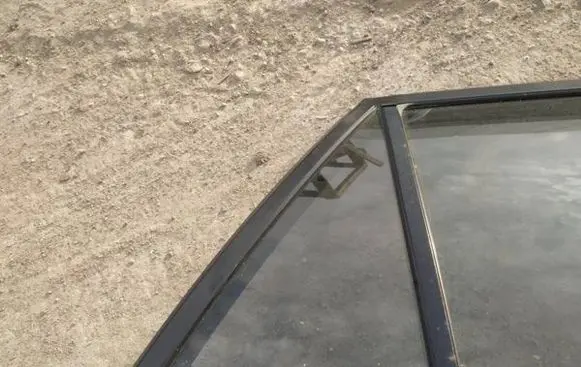Mazda 6 Rear vent window glass 
