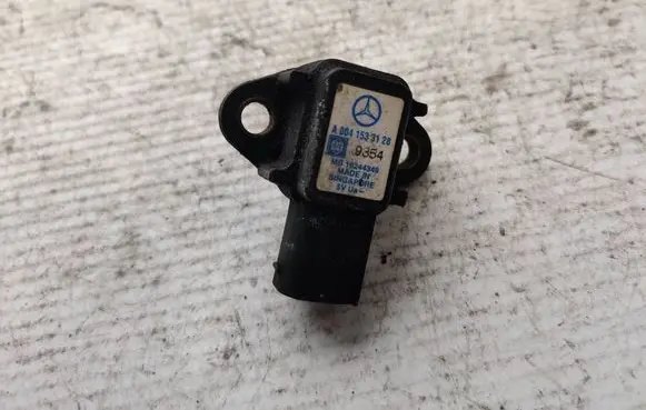 Mercedes-Benz Sprinter W901 W902 W903 W904 Air pressure sensor A0041533128