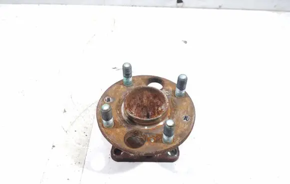Mazda 2 Rear wheel hub