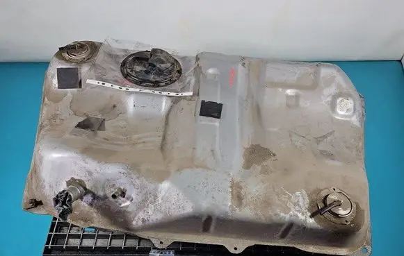 Toyota Avensis T220 Fuel tank IMPRK1490720